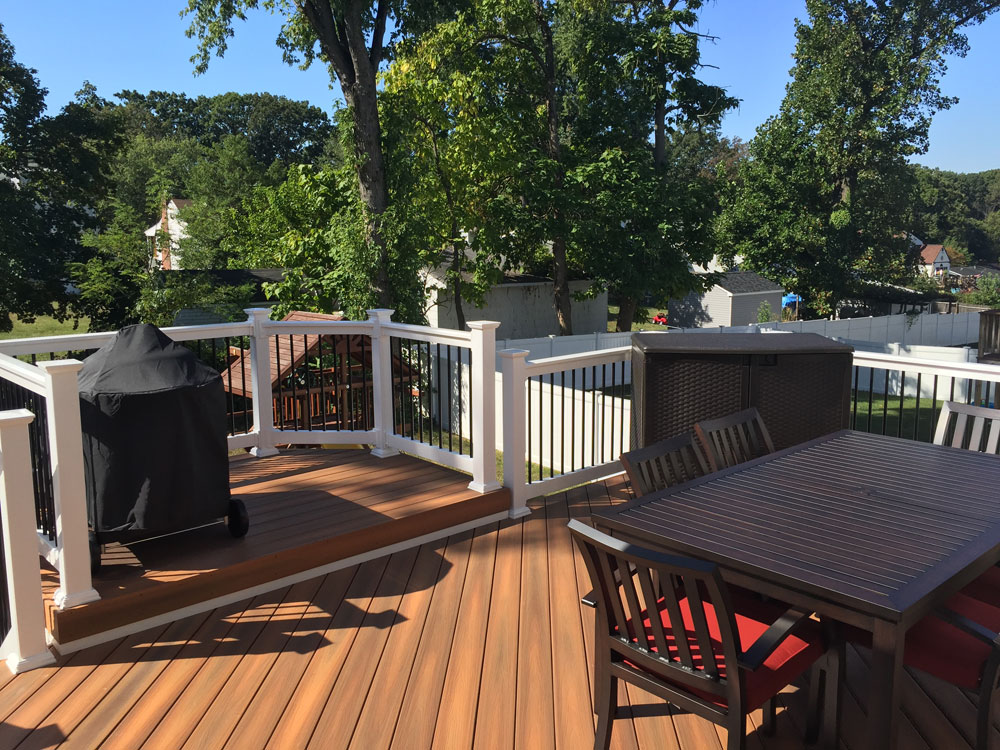 Pool Deck Builder in Maryland